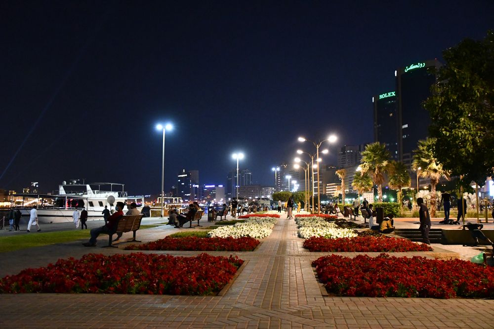 Abends am Dubai-Creek auf der Deira-Seite