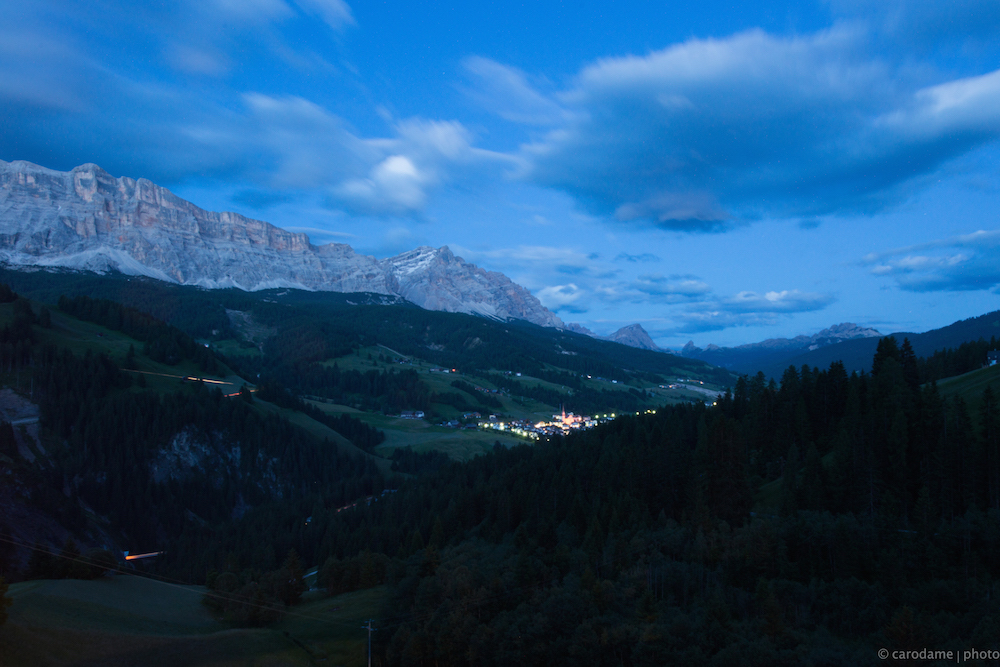 Abends am Fenster