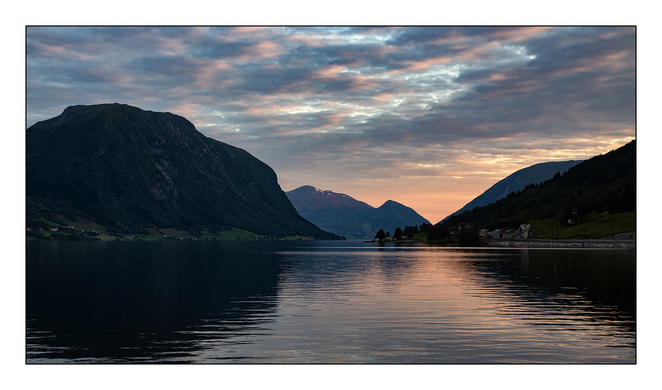 Abends am Fjord