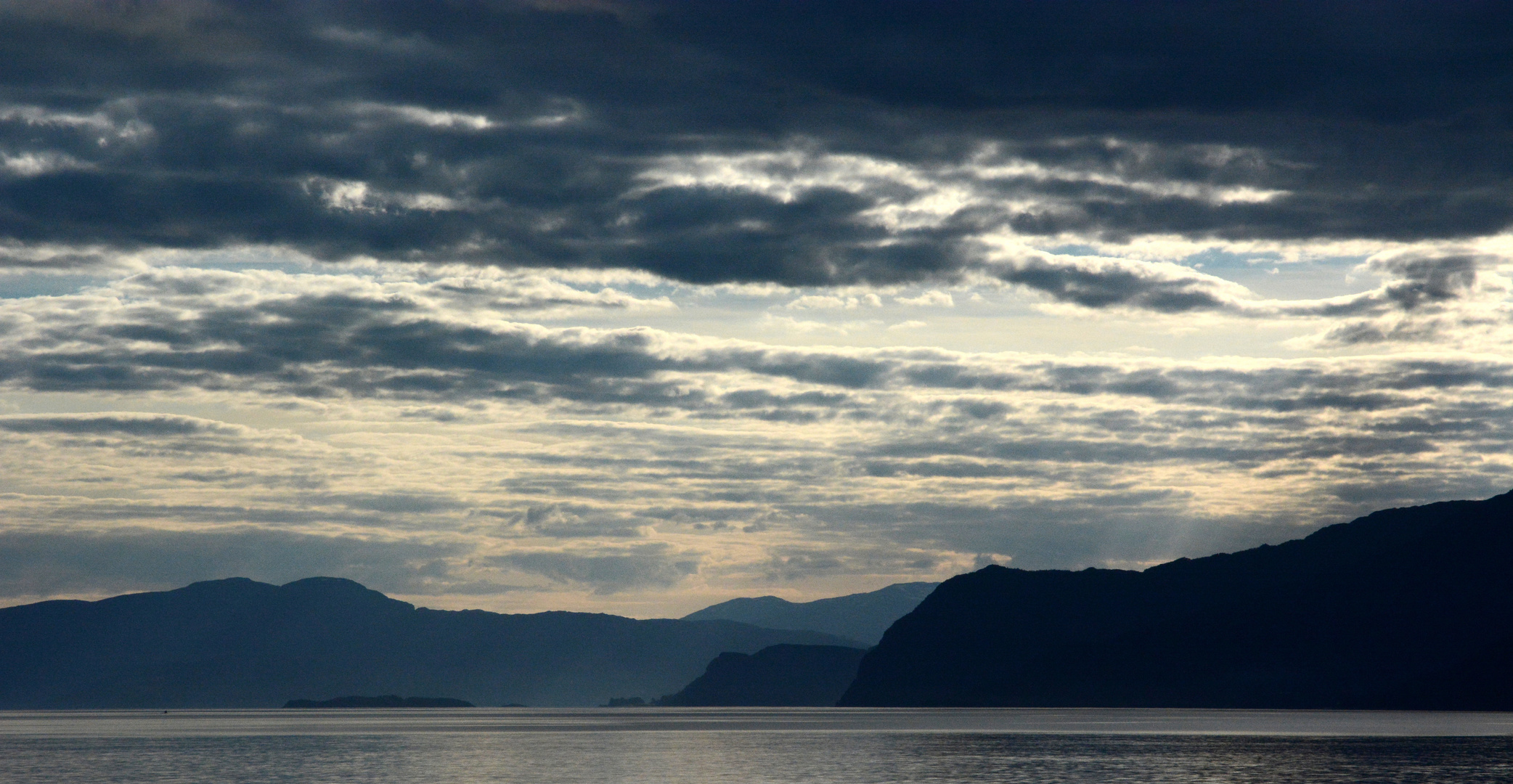 Abends am Fjord II