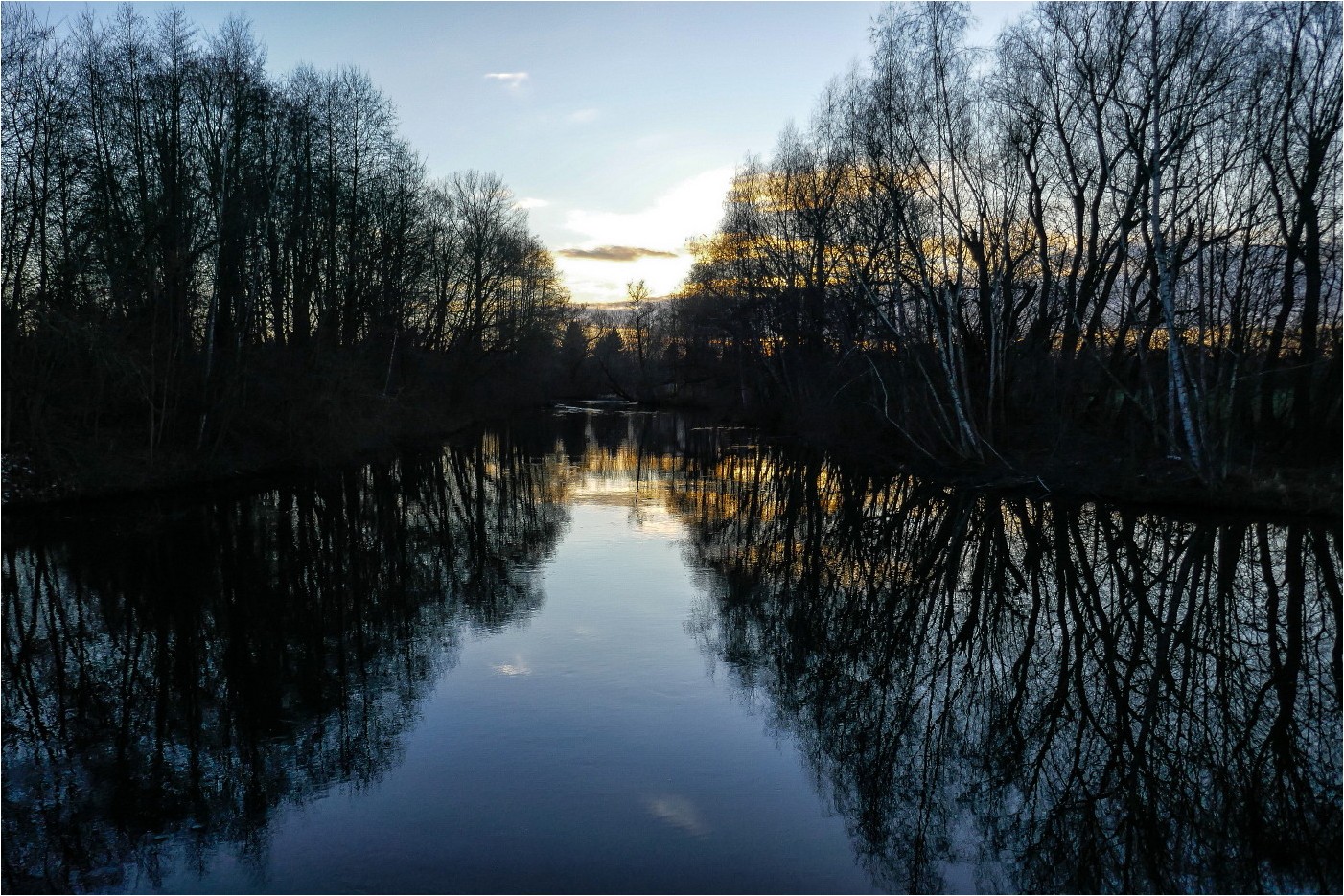 Abends am Fluß