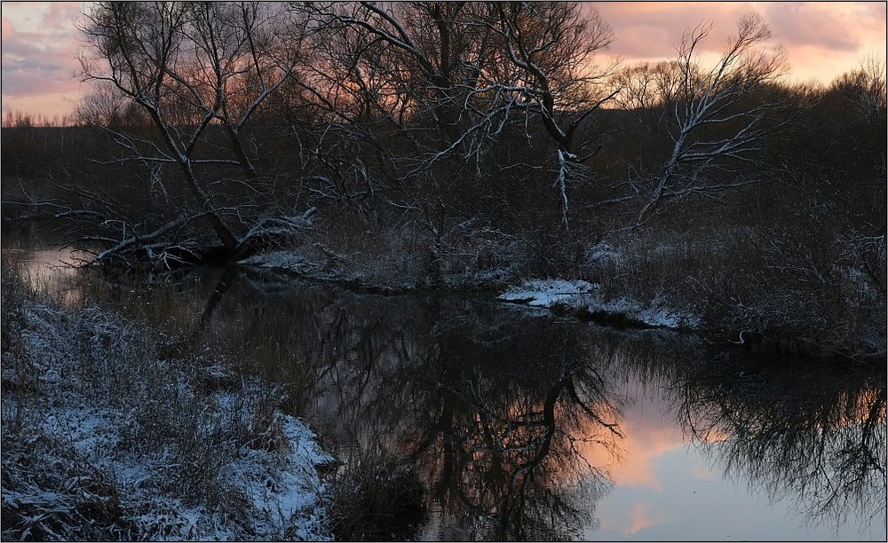 Abends am Fluss