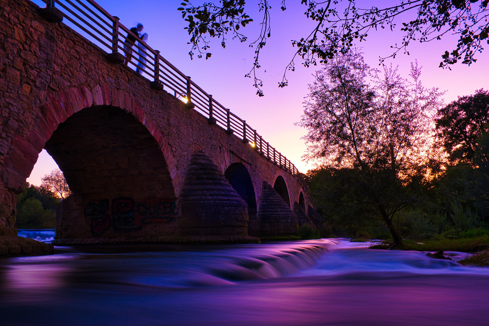 Abends am Fluss