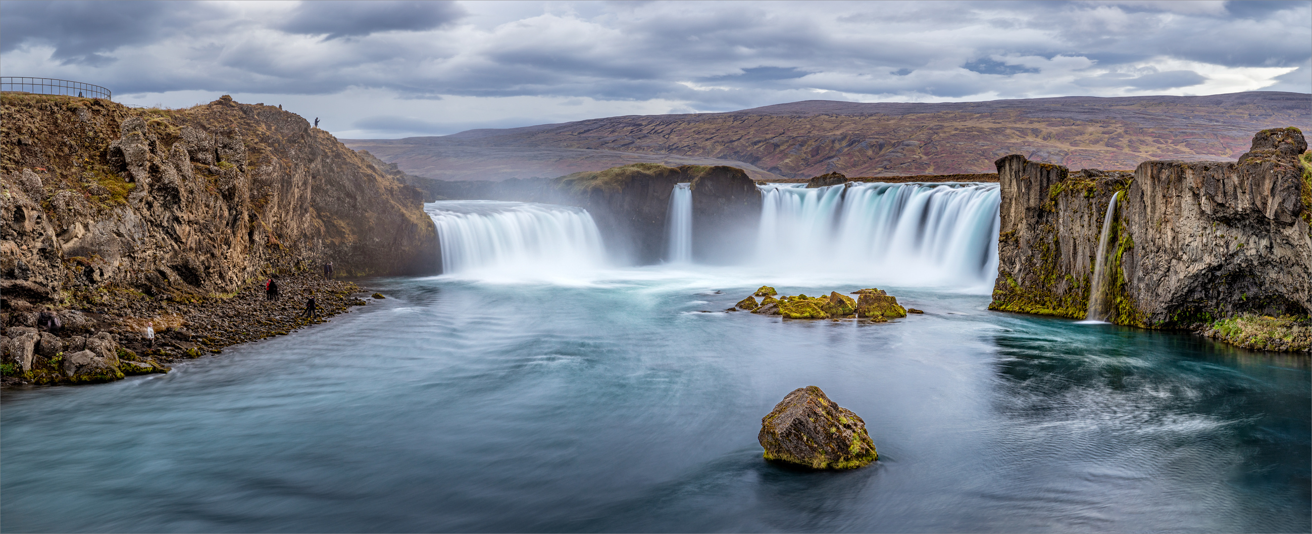 Abends am Godafoss