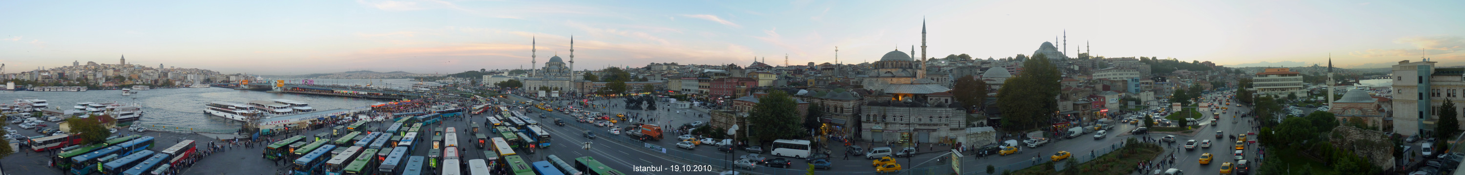 abends am Goldenen Horn von Istanbul