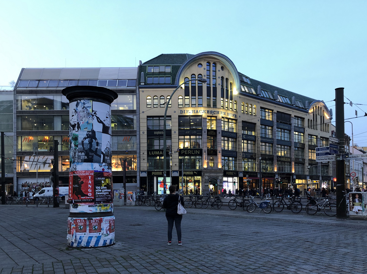 Abends am Hackeschen Markt