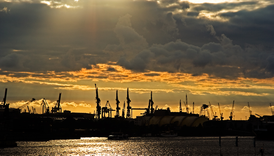 Abends am Hafen