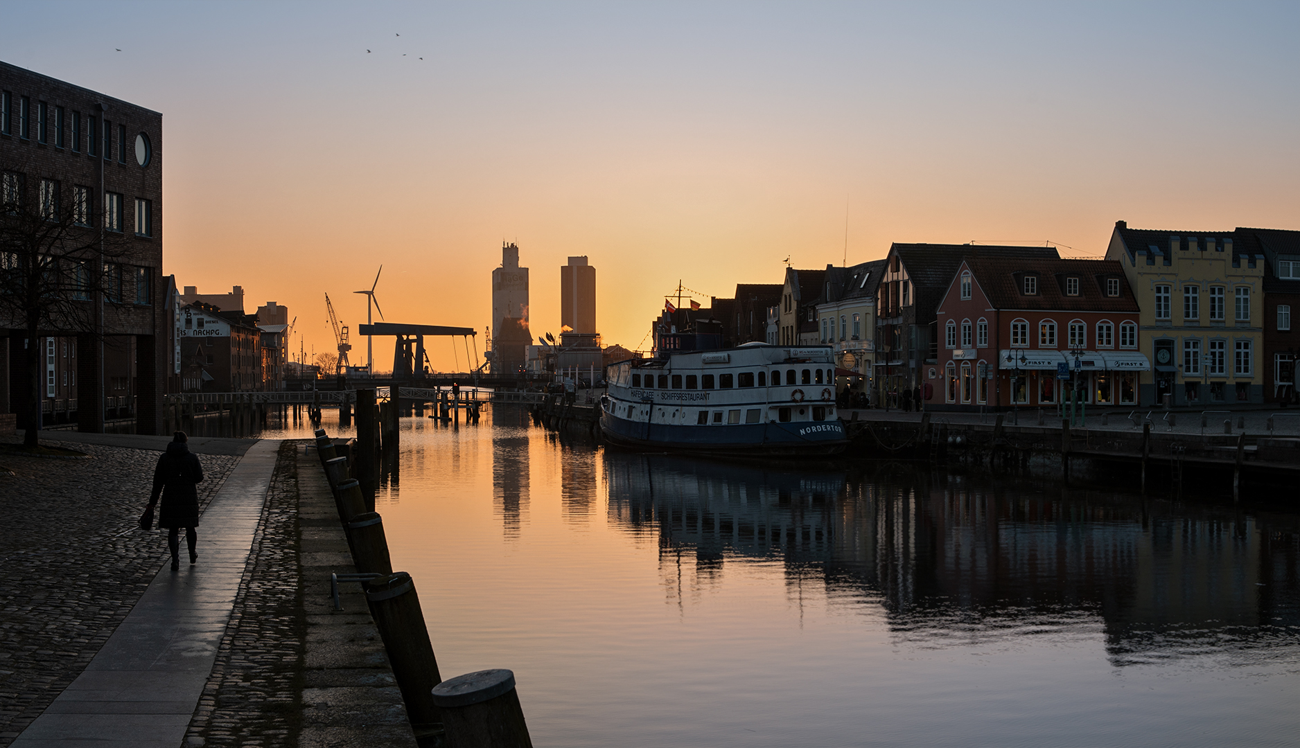 Abends am Hafen