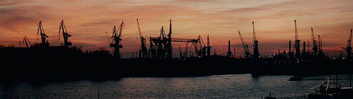 Abends am Hamburger Hafen