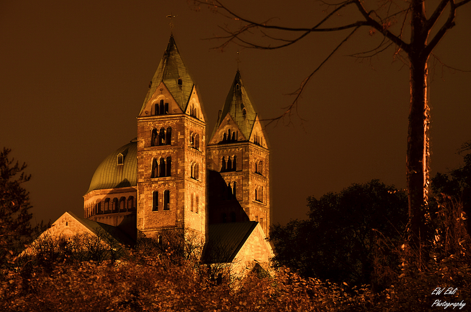 Abends am Kaiserdom.....