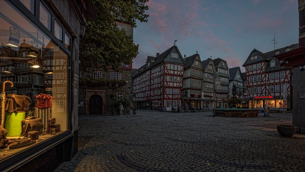 Abends am Marktplatz...