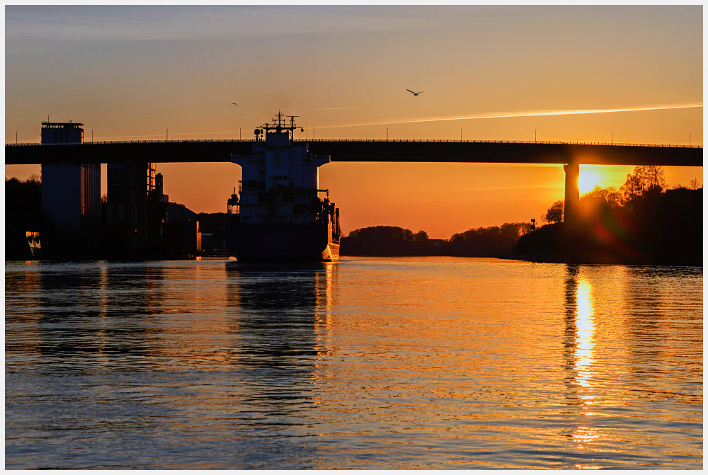 Abends am Nord-Ostsee-Kanal