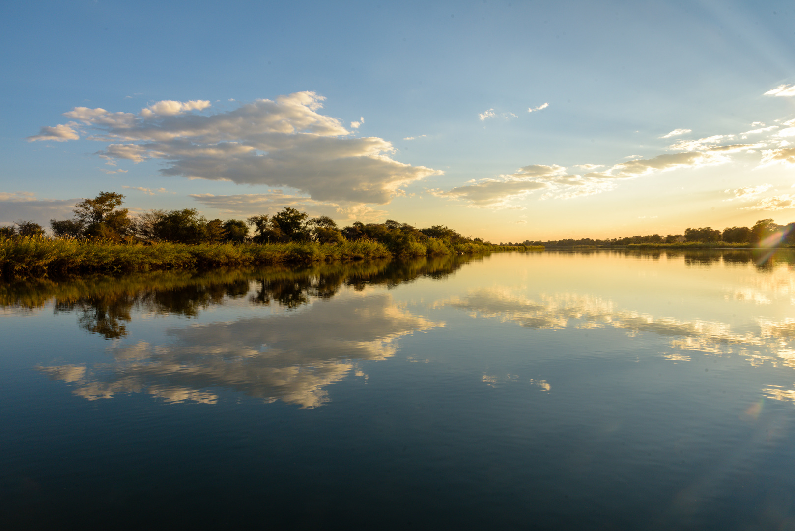 Abends am Okavango