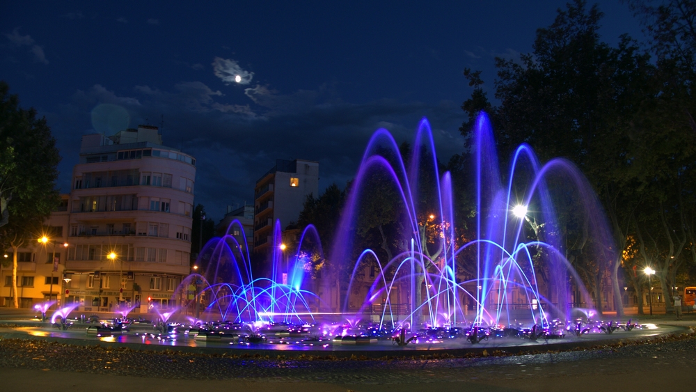 Abends am Palais de Congres in Perpignan