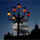 Abends am Petersplatz