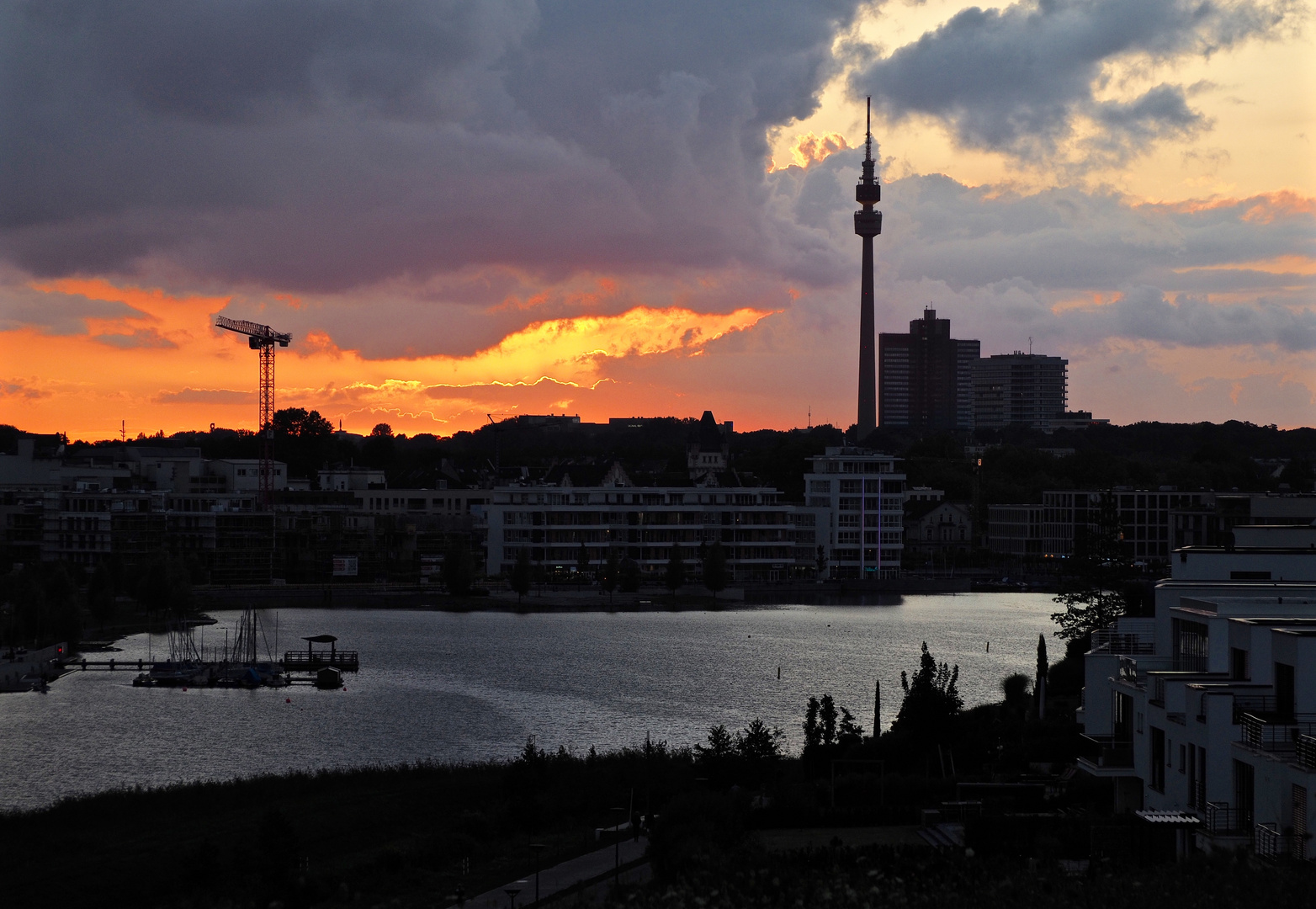 Abends am Phönixsee in Dortmund