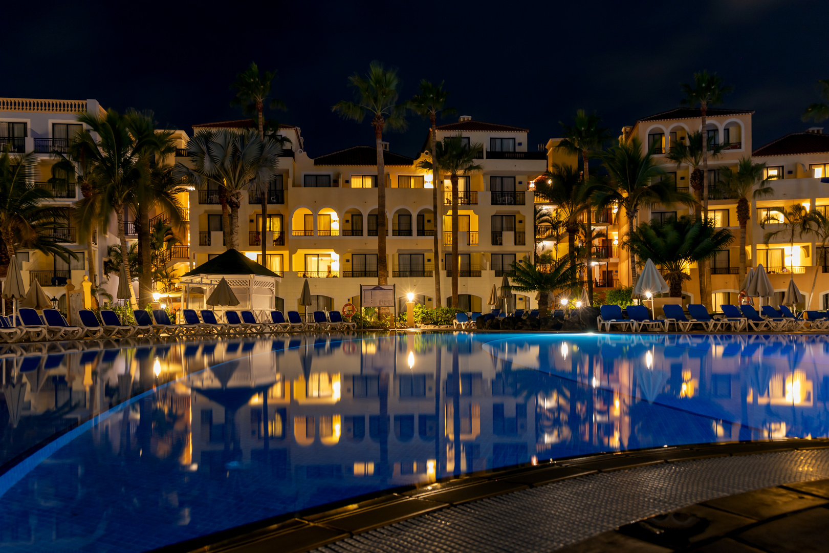 Abends am Pool, Teneriffa