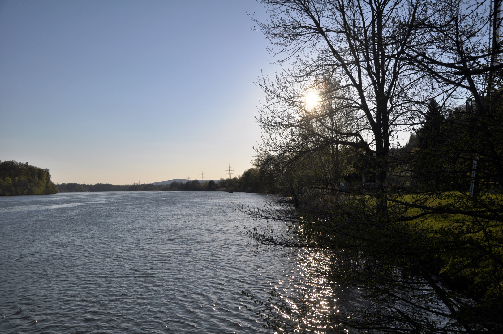 Abends am Rhein