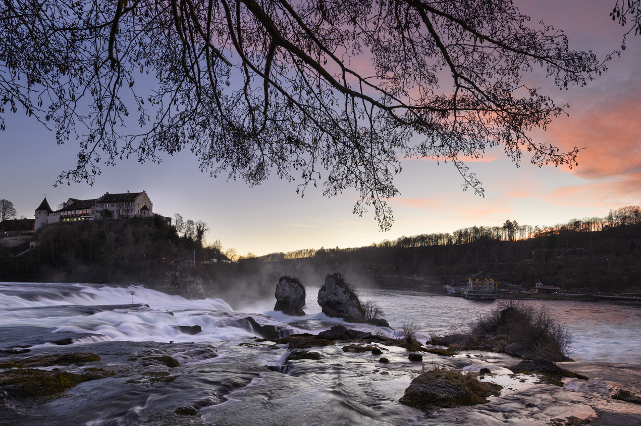 Abends am Rheinfall