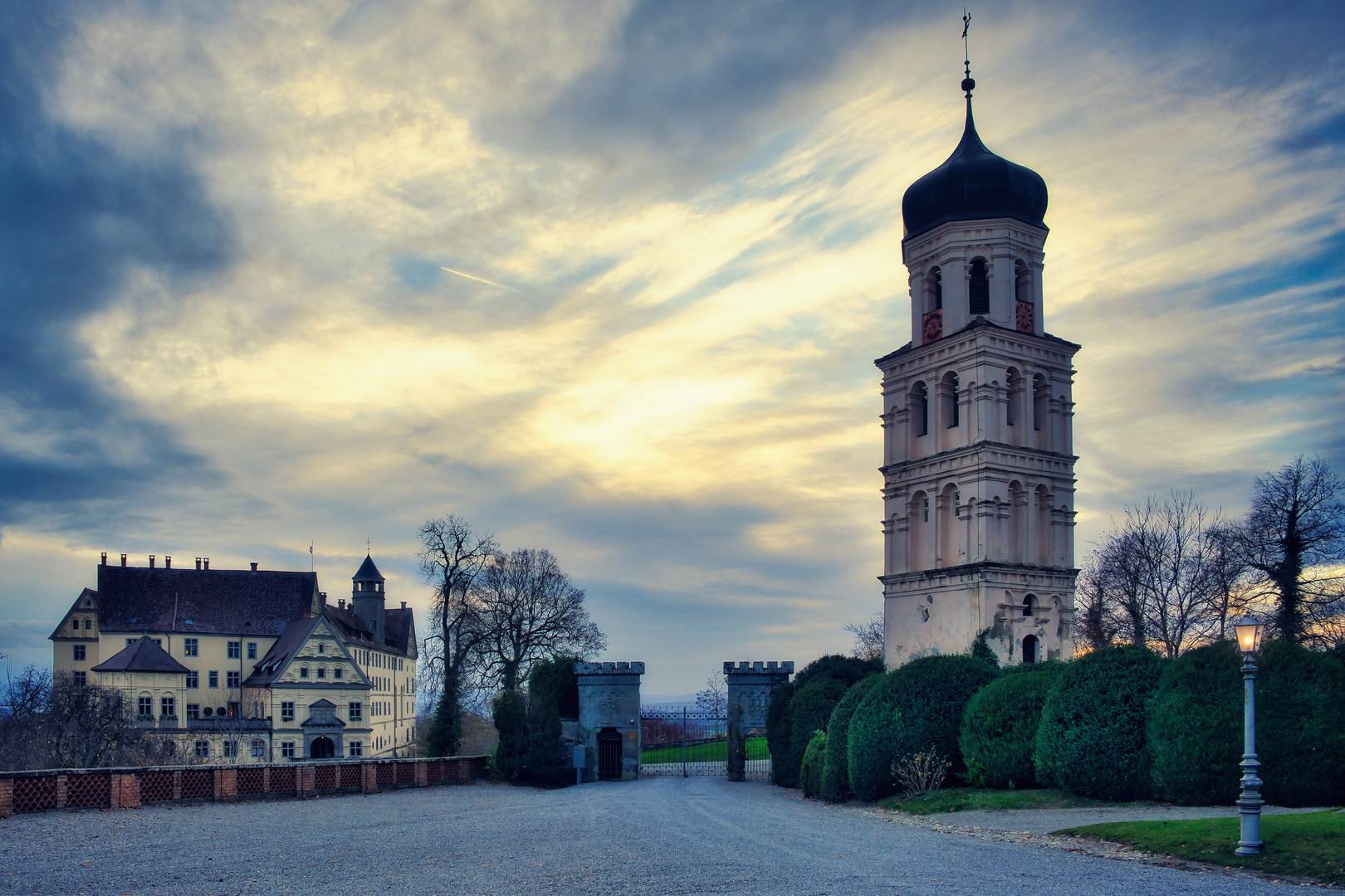 Abends am Schloss