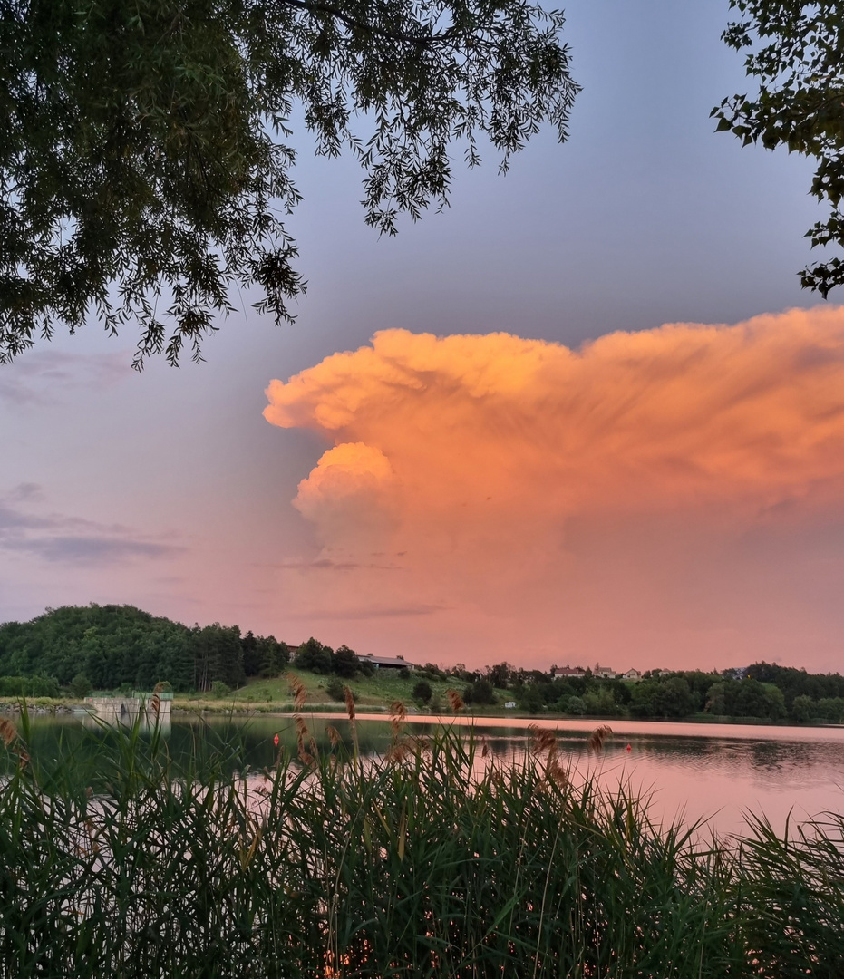 Abends am See