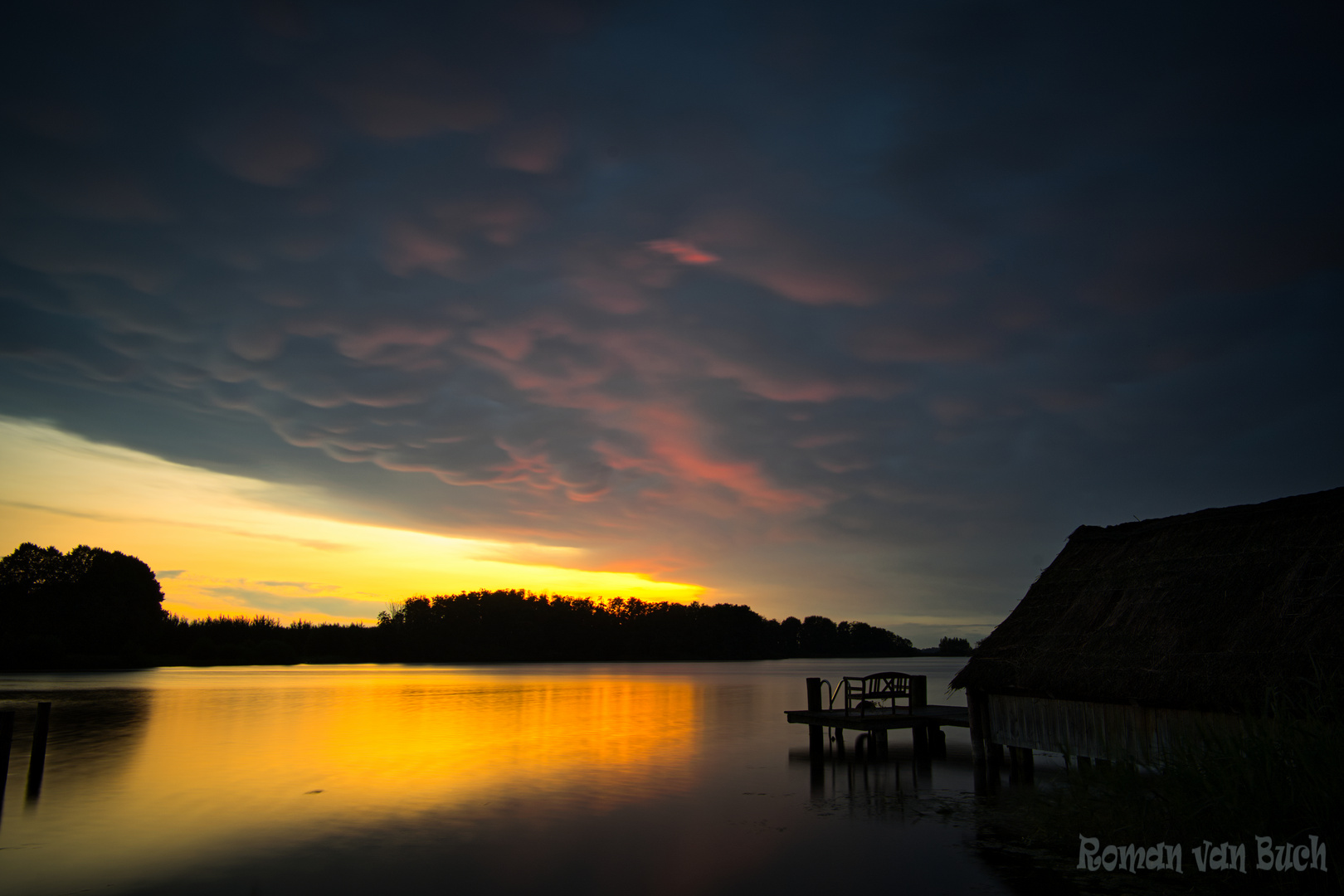 Abends am See