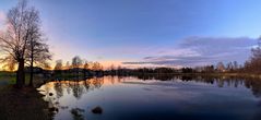 Abends am See