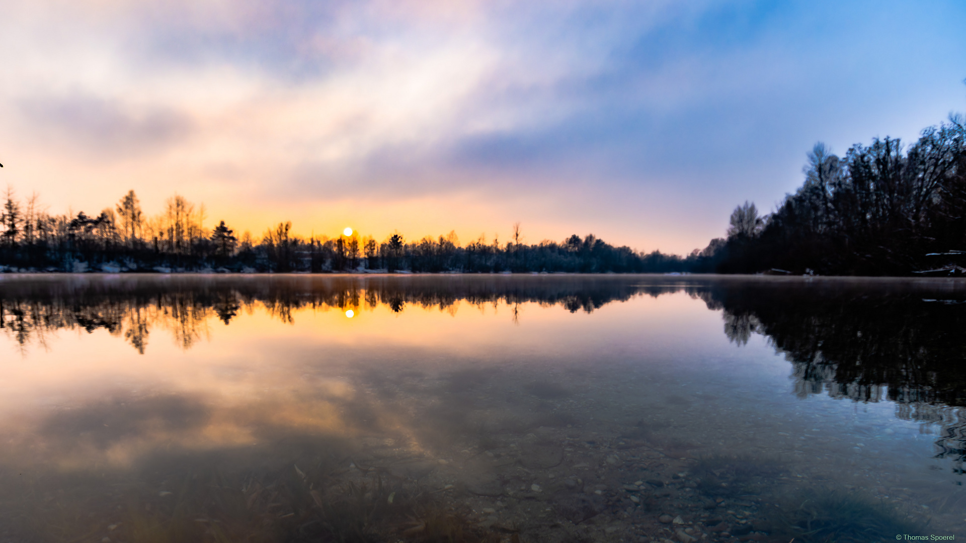 Abends am See