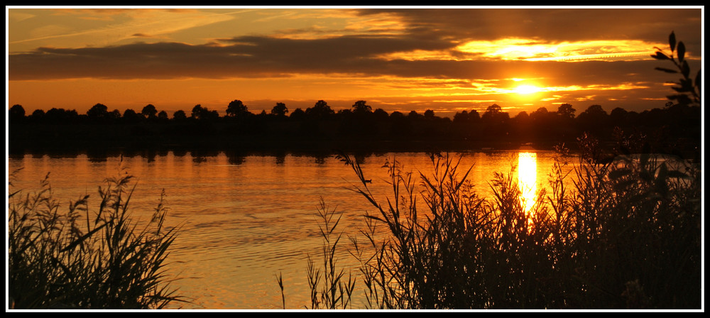 Abends am See