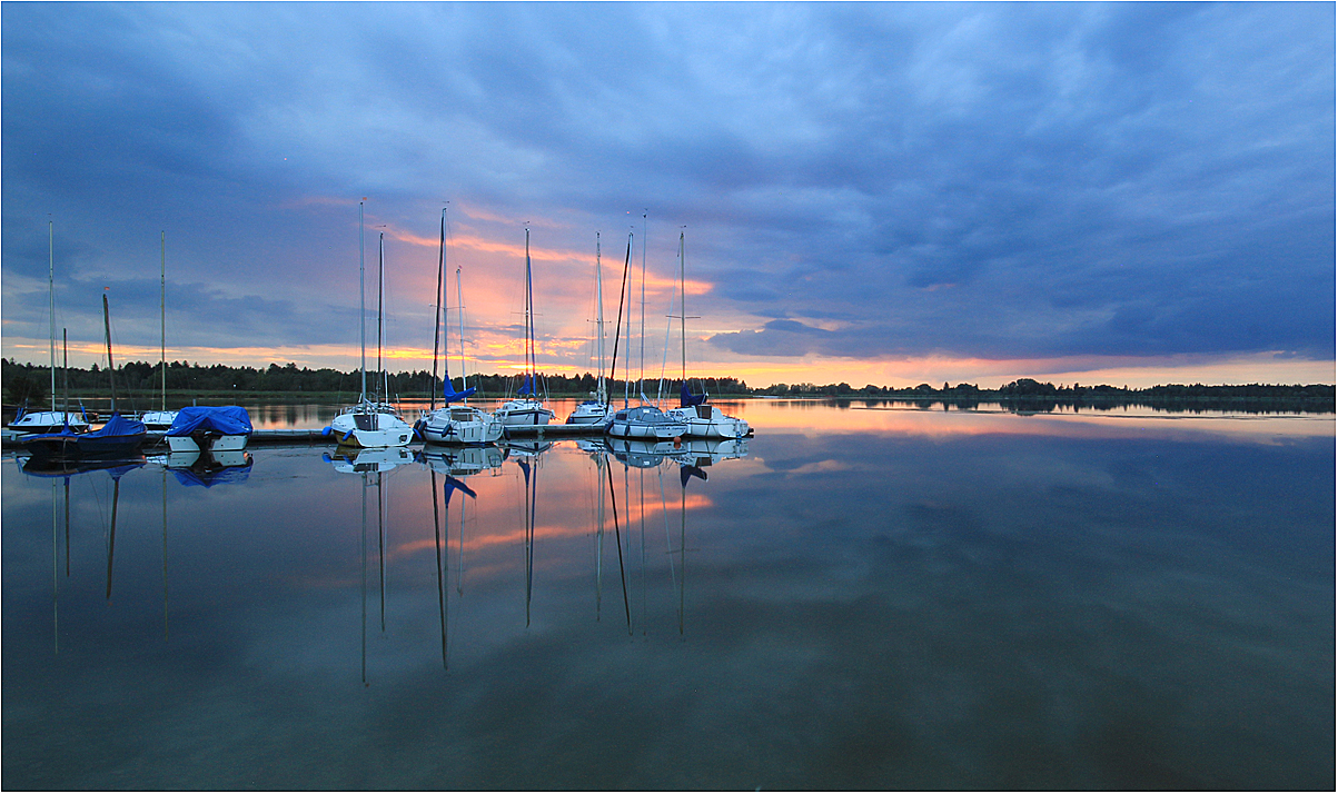 Abends am See