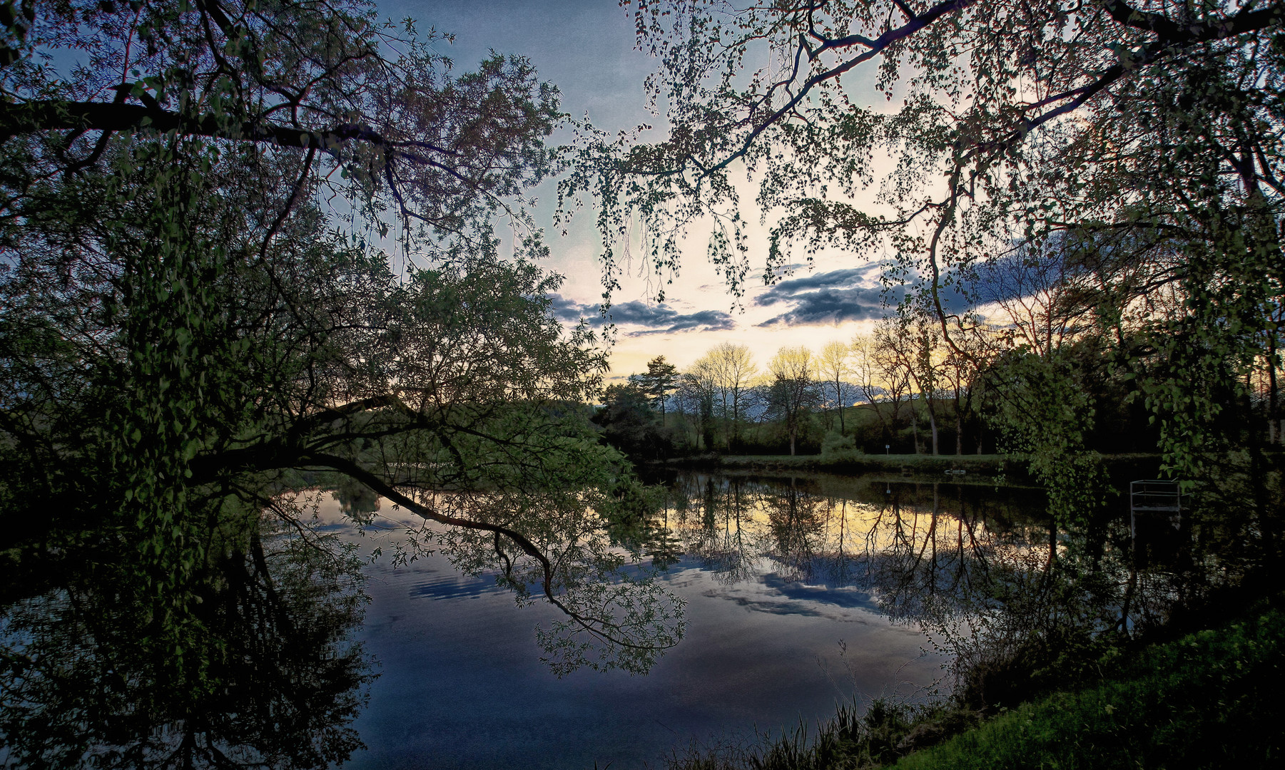 Abends am See