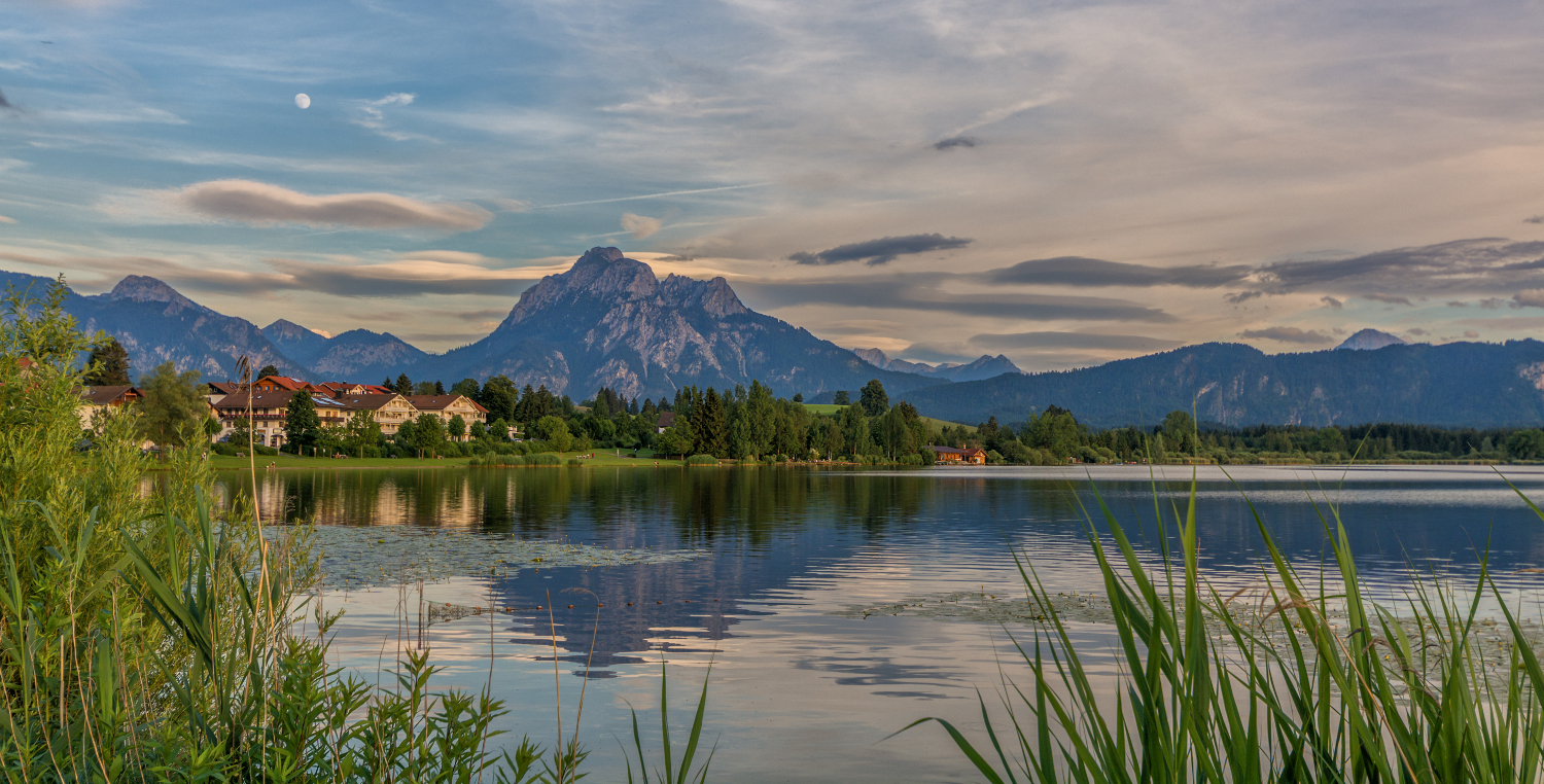 Abends am See