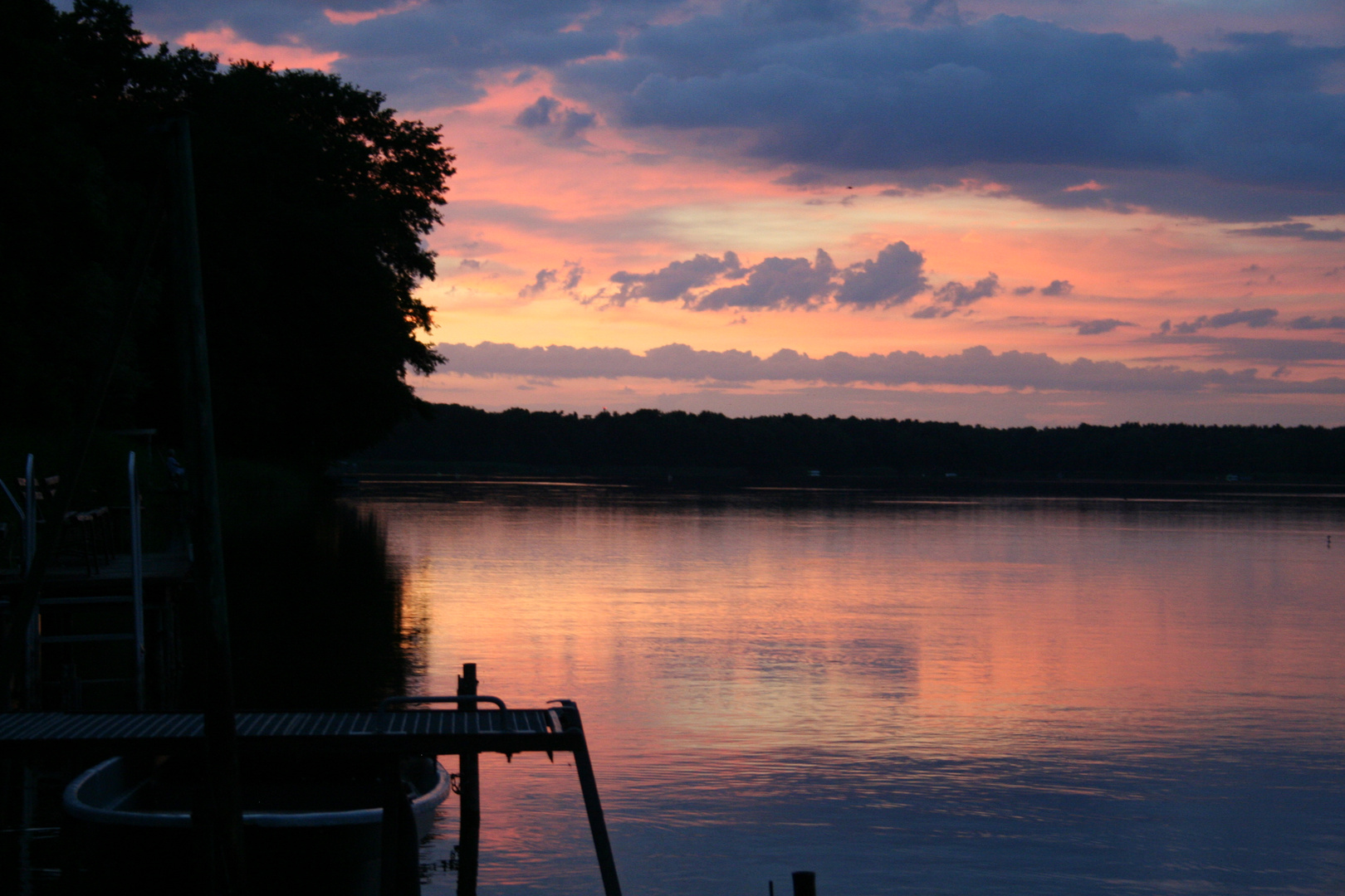 Abends am See