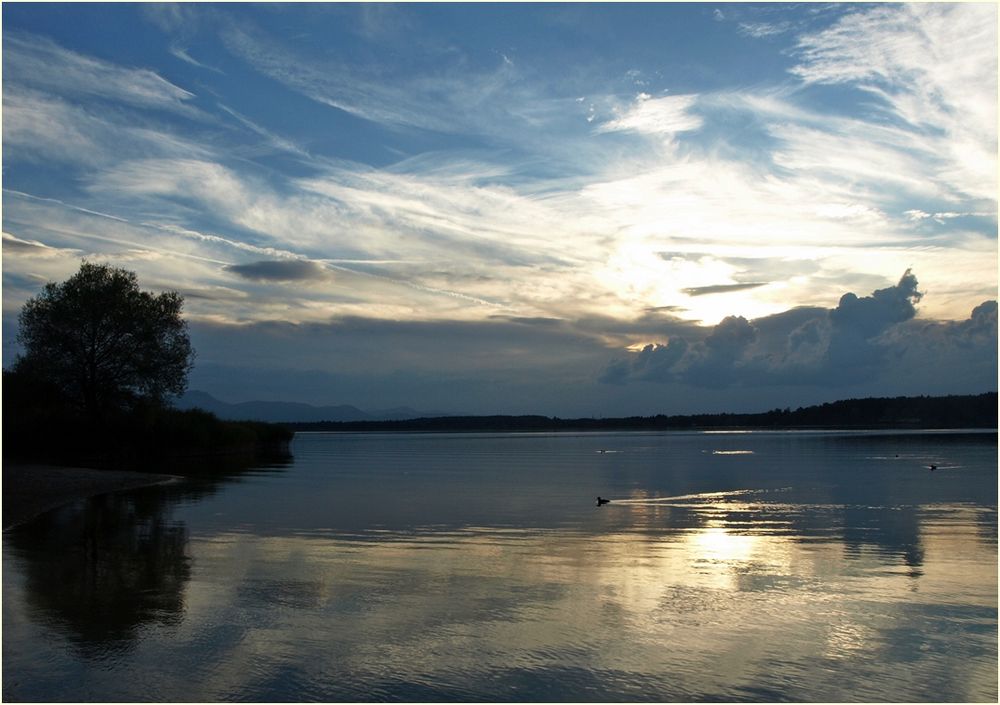 Abends am See