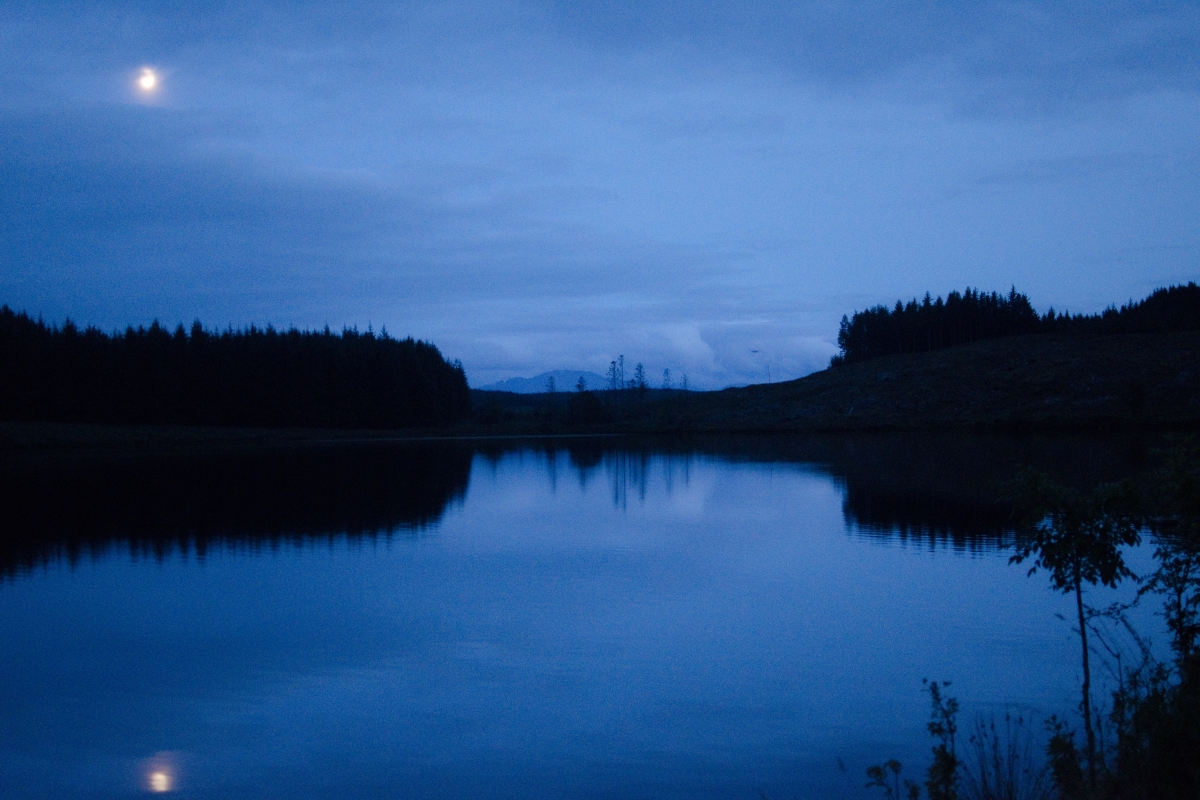 Abends am See