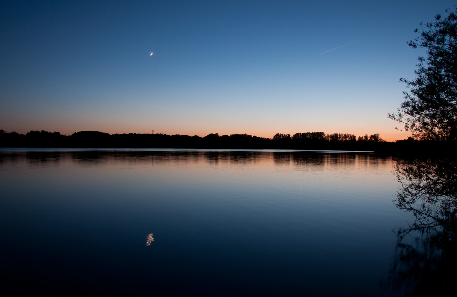 Abends am See