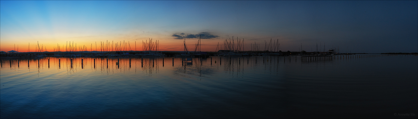 Abends am See