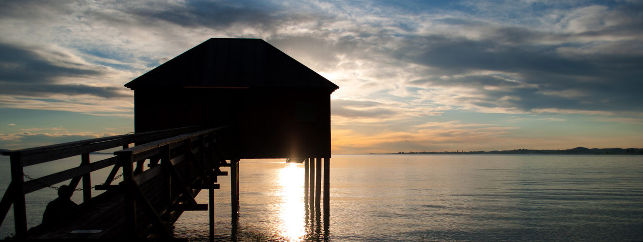 Abends am See