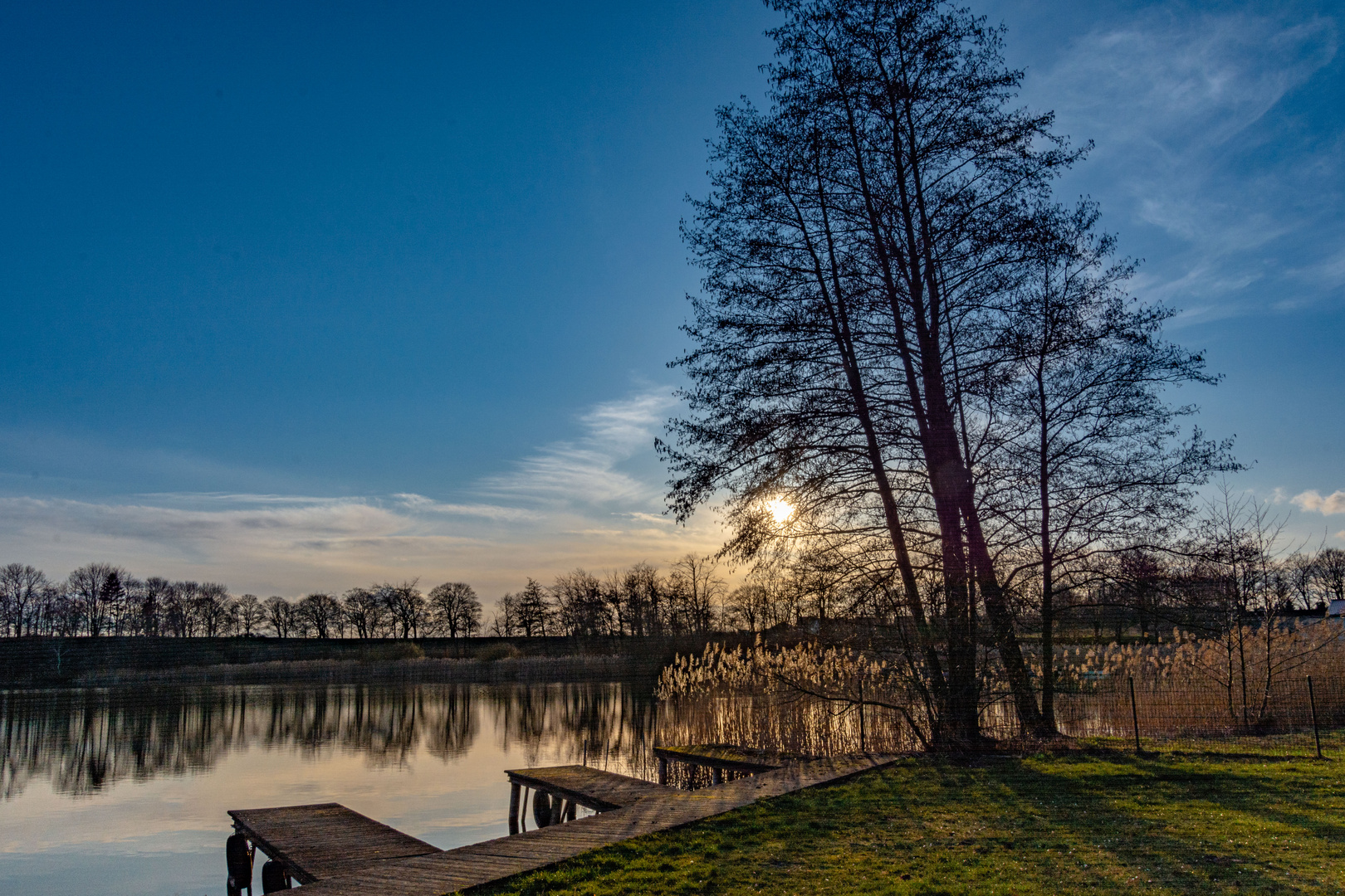 Abends am See k