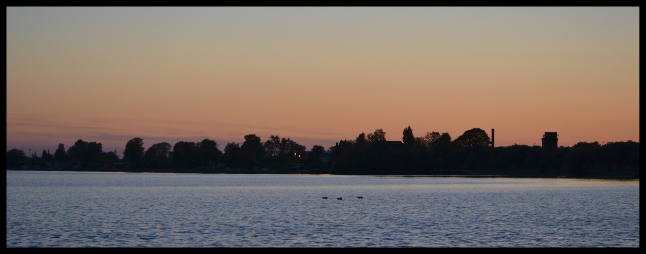 Abends am Wasser