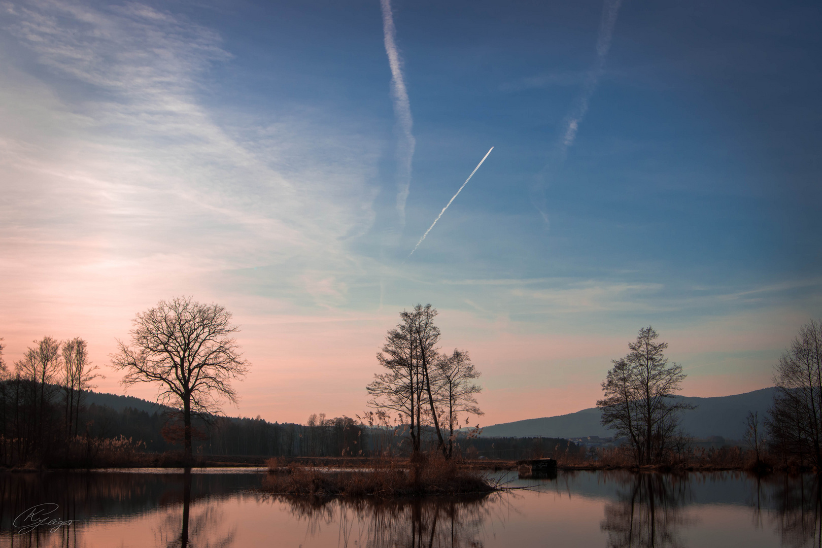 Abends am Weiherufer