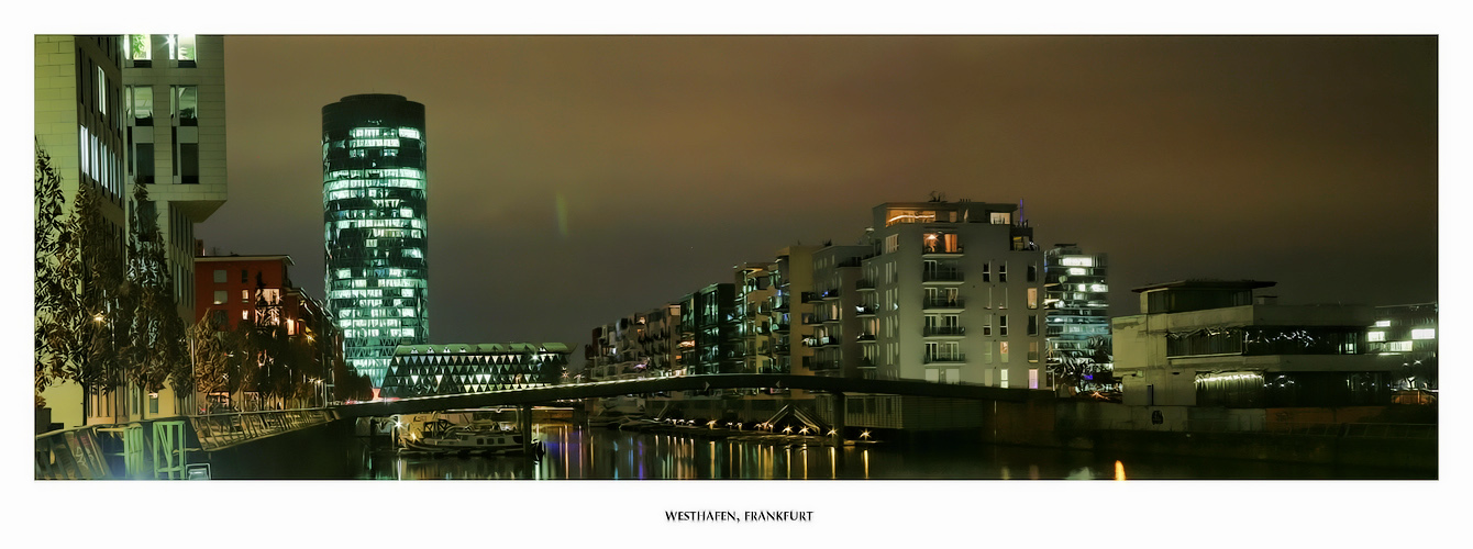 Abends am Westhafen