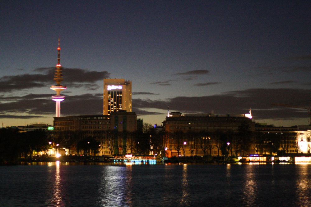 Abends an der Alster.