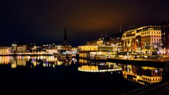 Abends, an der Alster