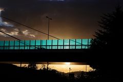 Abends an der Neuwieder Rheinbrücke