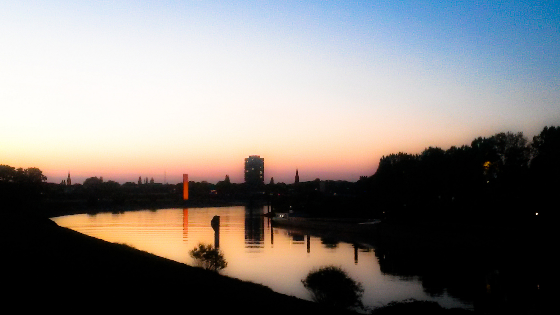 abends  an der Ruhr