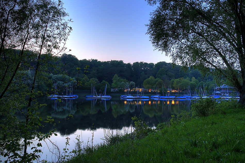 Abends an der Ruhr