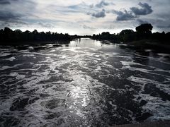 Abends an der Schleuse