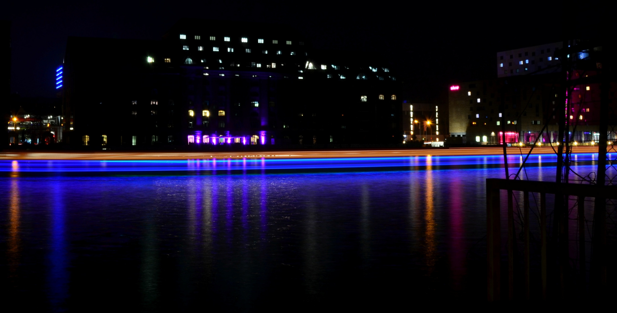 Abends an der Spree