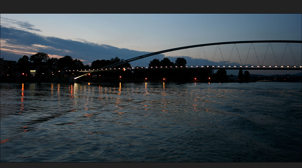 abends auf dem rhein